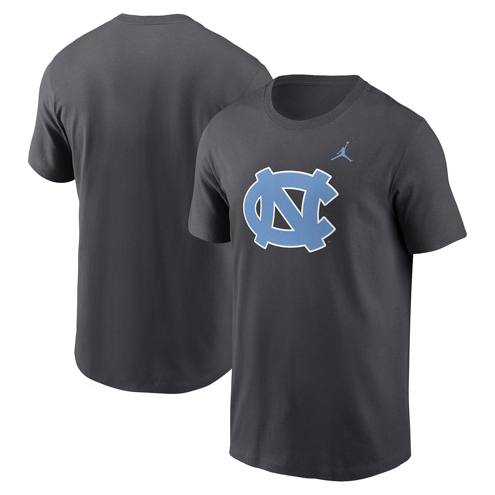 T-shirt Jordan Brand anthracite pour homme avec logo North Carolina Tar Heels Primetime Evergreen