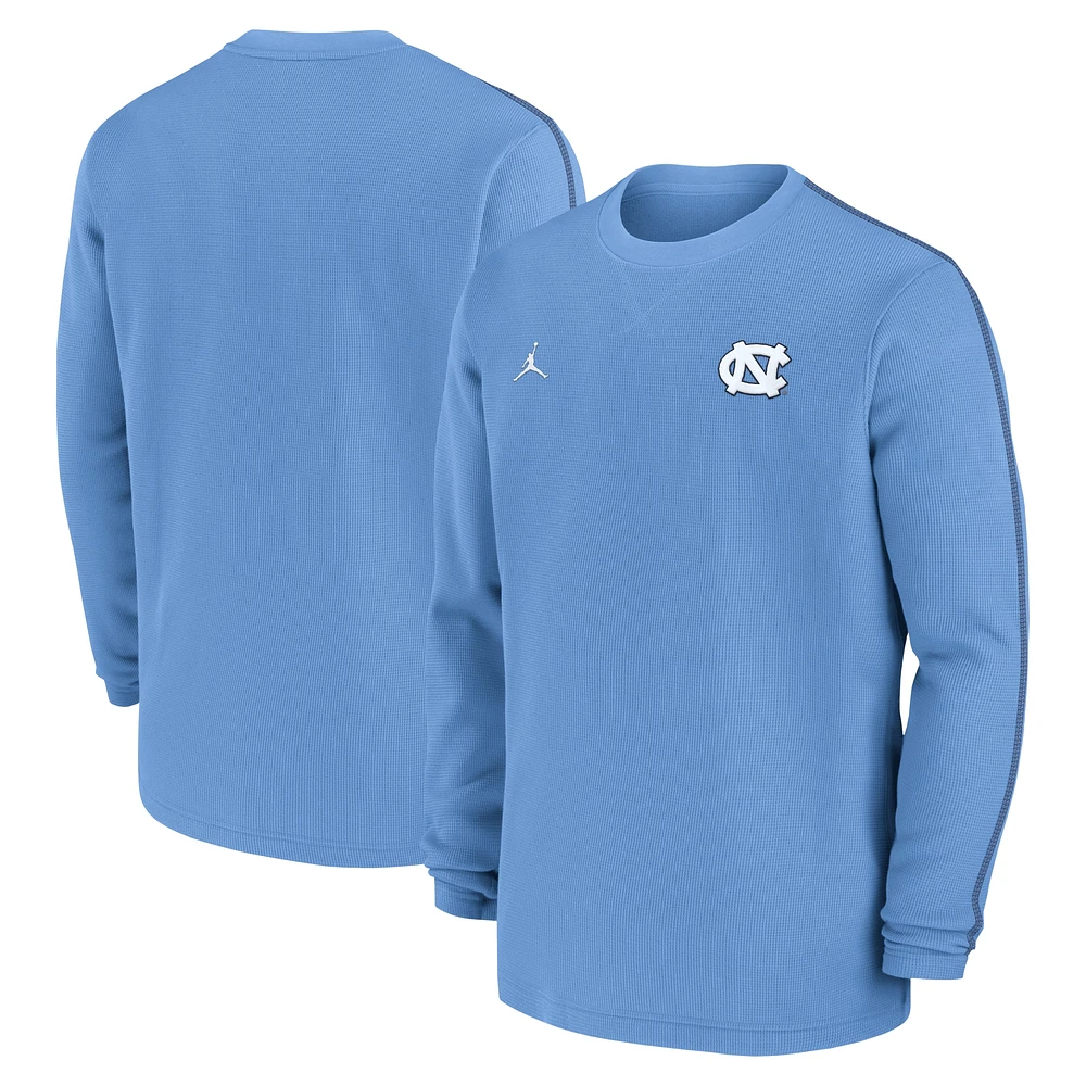 Haut à manches longues pour homme Jordan Brand Carolina Blue North Tar Heels 2024 Sideline Coaches