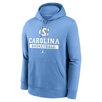 Pull polaire de basketball Stack Club pour homme Jordan Brand Carolina Blue North Tar Heels