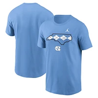 T-shirt Jordan Brand Carolina Blue North Tar Heels Campus State Shape pour hommes