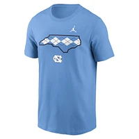 T-shirt Jordan Brand Carolina Blue North Tar Heels Campus State Shape pour hommes