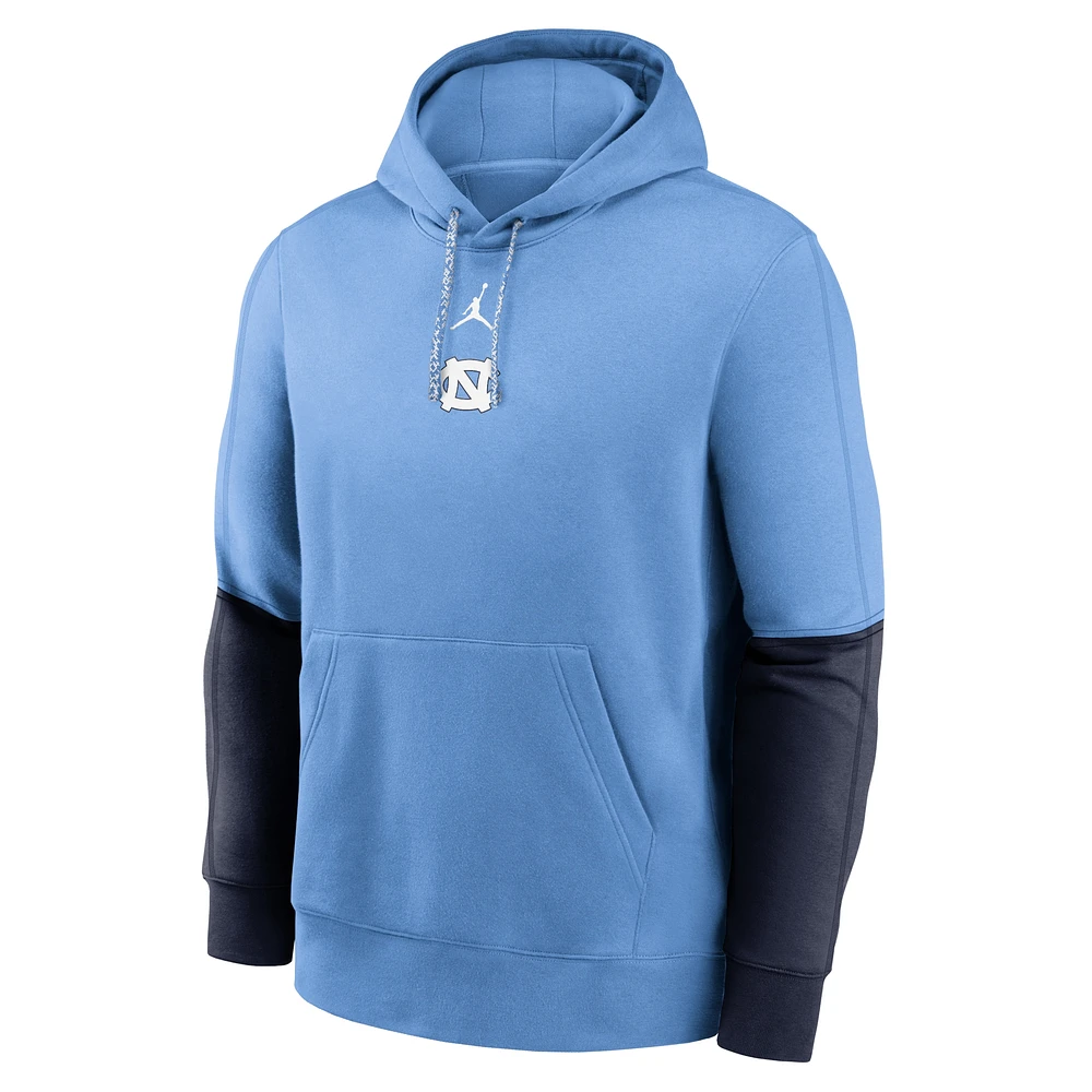 Sweat à capuche Jordan Brand bleu marine/bleu clair North Carolina Tar Heels 2024 Sideline Club pour homme