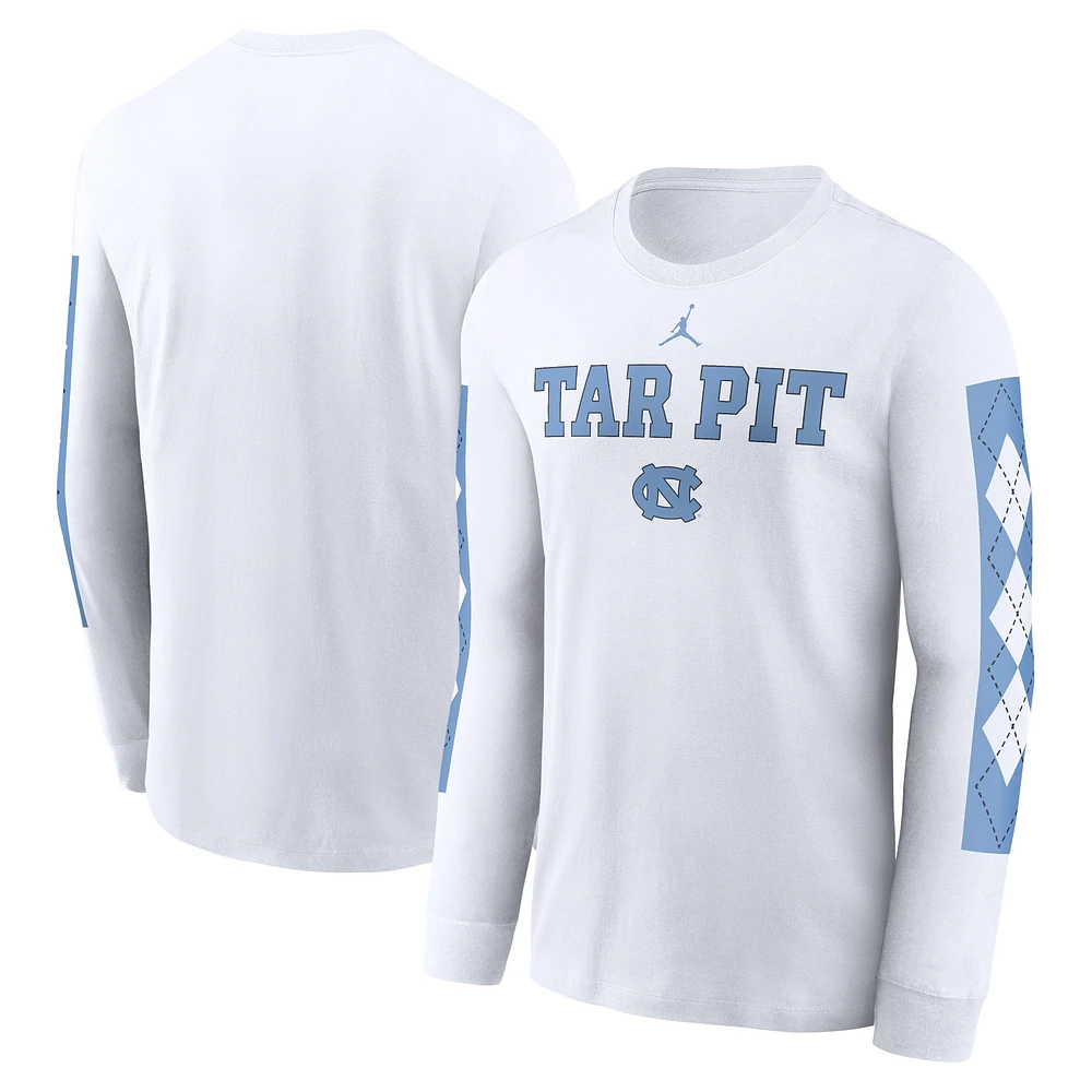 T-shirt à manches longues pour homme Jordan Brand blanc avec slogan North Carolina Tar Heels Local Spirit