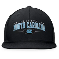 Men's Top of the World Black North Carolina Tar Heels Bullpen Snapback Hat