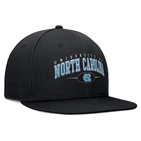 Men's Top of the World Black North Carolina Tar Heels Bullpen Snapback Hat