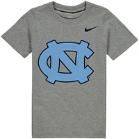 T-shirt Nike préscolaire avec logo North Carolina Tar Heels gris anthracite