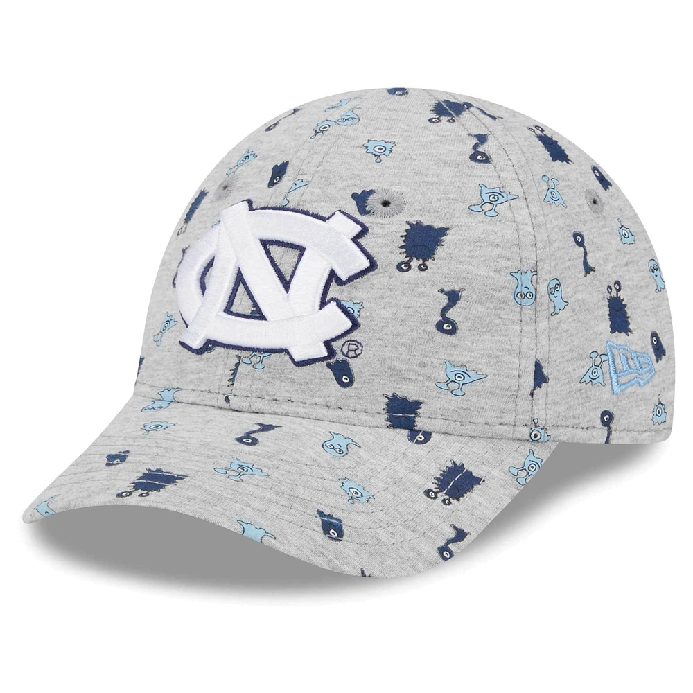 Casquette flexible 9FORTY New Era pour tout-petit, gris chiné, North Carolina Tar Heels, imprimé Critter