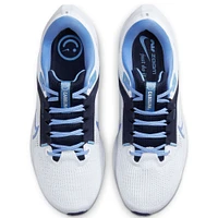 Unisex Nike  White North Carolina Tar Heels Zoom Pegasus 40 Running Shoe