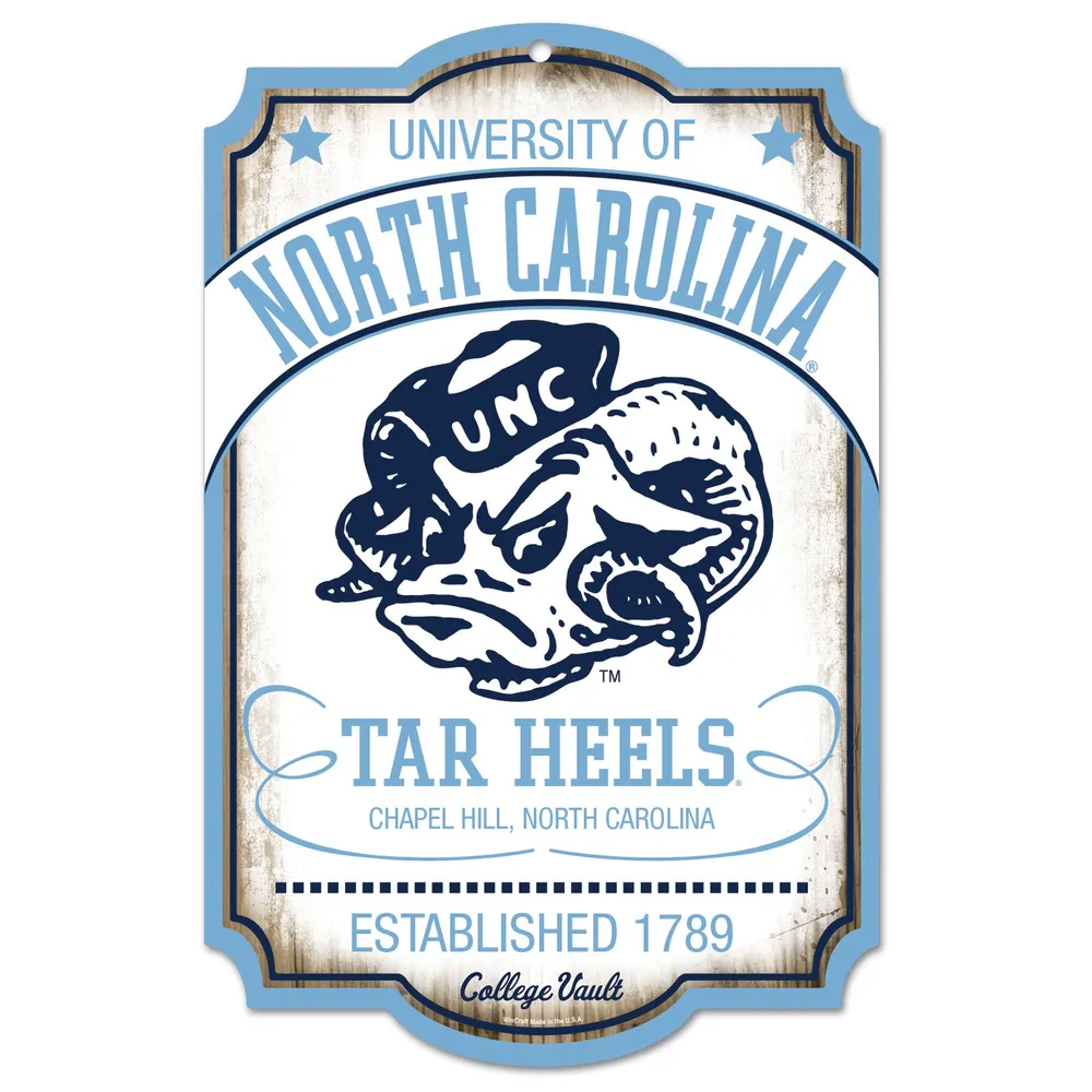 Lids North Carolina Tar Heels WinCraft Golfing Gift Set