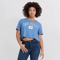 T-shirt court Jordan Brand Carolina Blue pour femme, Athletic Prep Arch Performance, North Tar Heels