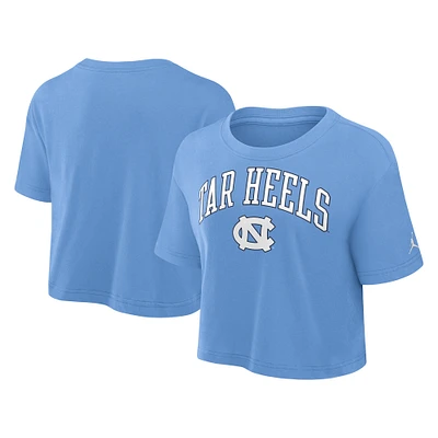 T-shirt court Jordan Brand Carolina Blue pour femme, Athletic Prep Arch Performance, North Tar Heels