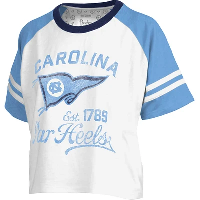 Women's Pressbox White North Carolina Tar Heels Melange Beaumont Cropped Raglan T-Shirt