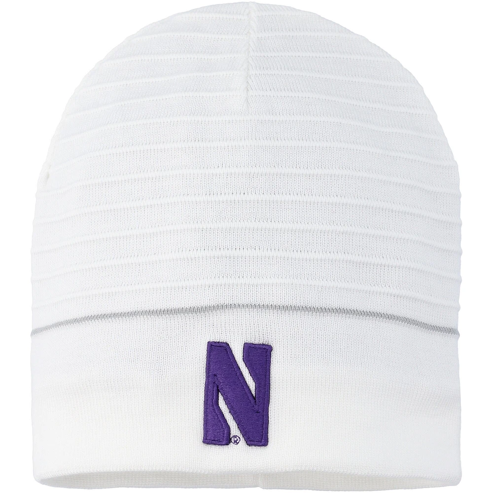 Under Armour Northwestern Wildcats 2022 Sideline Lifestyle CGI Performance Bonnet pour homme Blanc