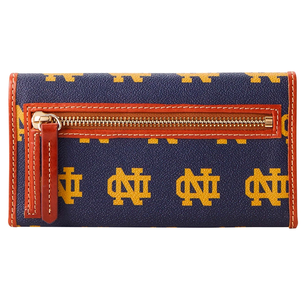 Pochette continentale Dooney & Bourke Notre Dame Fighting Irish Signature