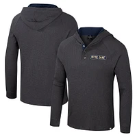 T-shirt à capuche manches longues Henley pour homme Colosseum Charcoal Notre Dame Fighting Irish Dujour Ralgan