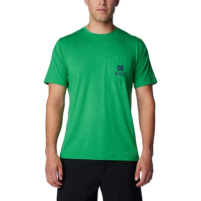 T-shirt vert Columbia Notre Dame Fighting Irish Tech Trail Omni-Wick Pocket pour hommes