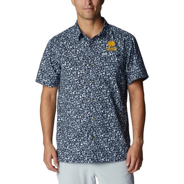 Men's Columbia Navy Notre Dame Fighting Irish Super Slack Tide Omni-Shade  Button-Up Shirt