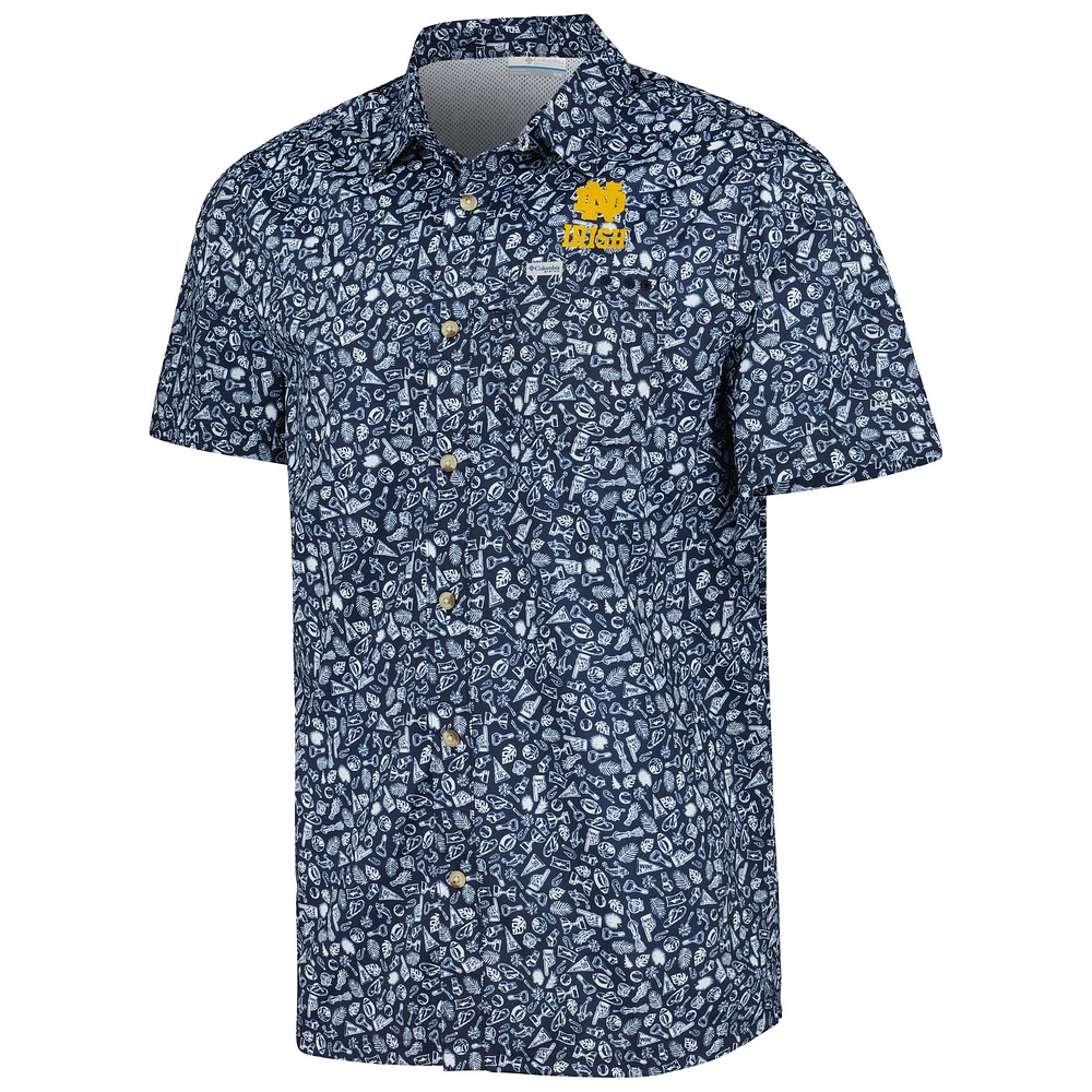 Men's Columbia Navy Notre Dame Fighting Irish Super Slack Tide Omni-Shade Team Button-Up Shirt