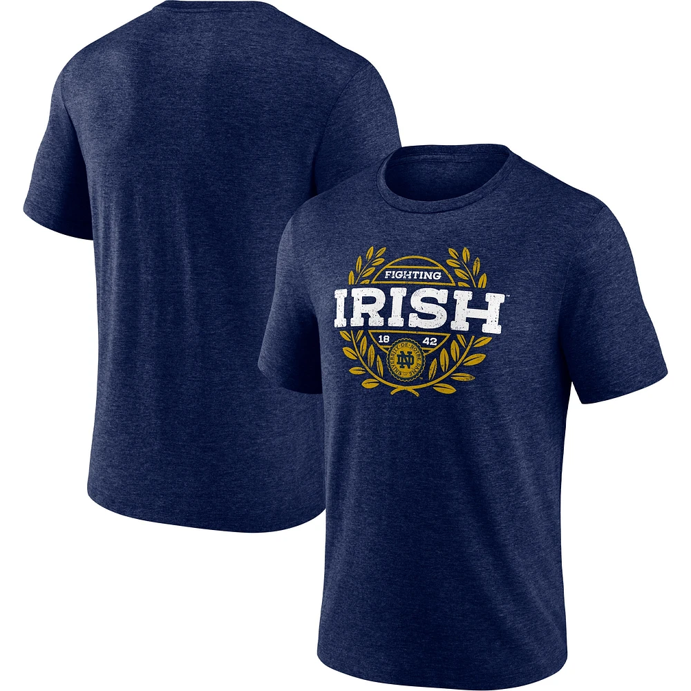 Fanatics pour hommes Heathered Navy Notre Dame Fighting Irish Old School Hometown Collection T-shirt à trois mélanges