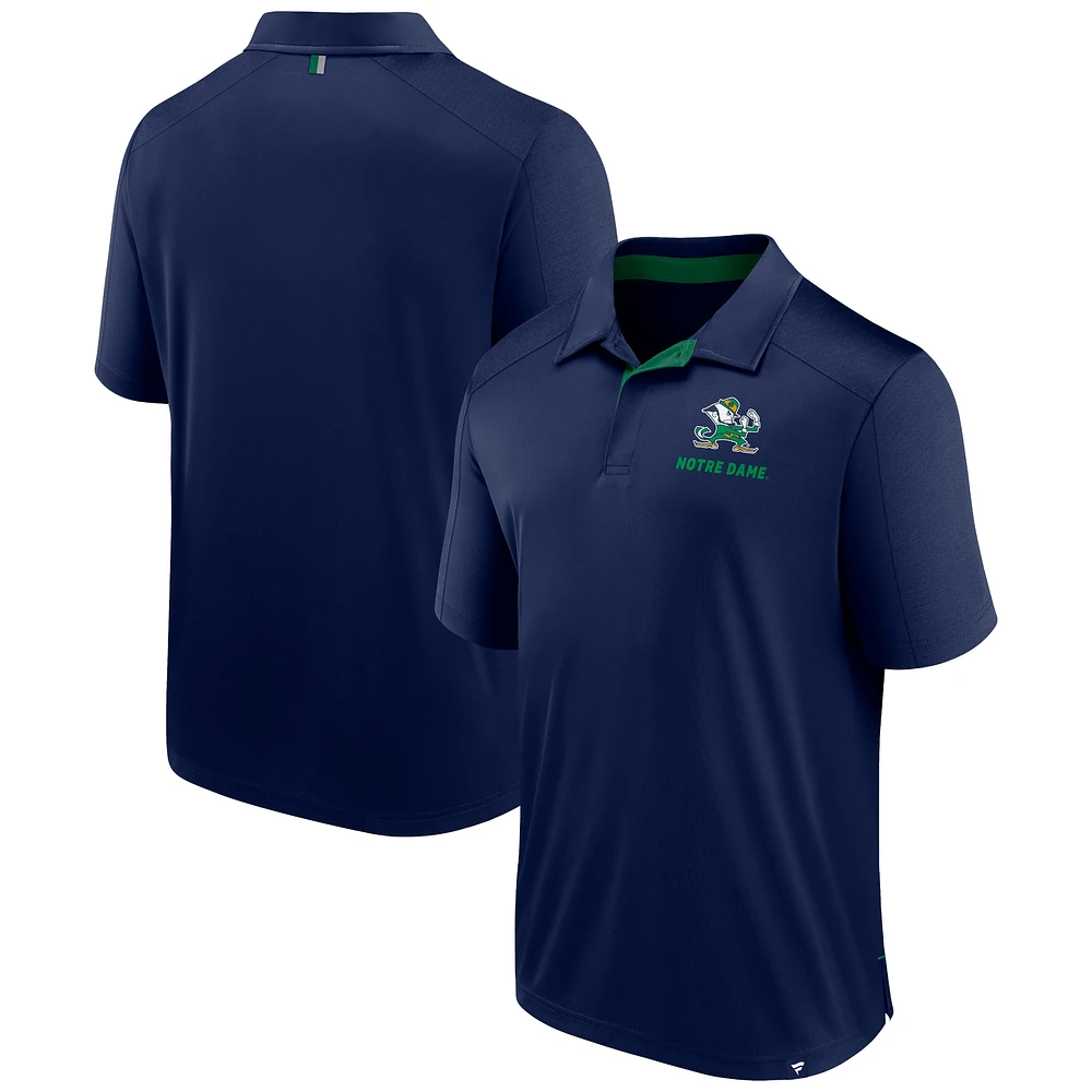 Polo Fanatics bleu marine pour homme de Notre Dame Fighting Irish Fundamental Defender