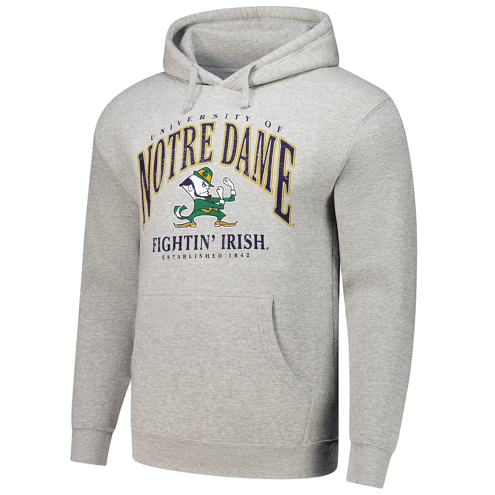 Sweat à capuche gris chiné pour homme Notre Dame Fighting Irish Tall Arch Essential Pullover