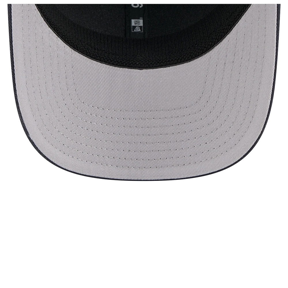 Men's New Era Navy Notre Dame Fighting Irish Primary 9SEVENTY Trucker Stretch-Snap Hat