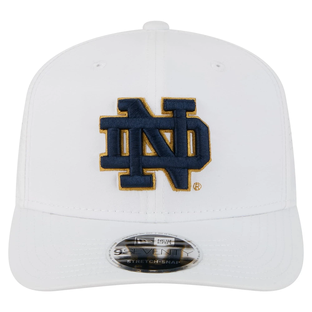 Men's New Era White Notre Dame Fighting Irish Perform Vault 9SEVENTY Stretch-Snap Hat