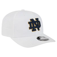 Men's New Era White Notre Dame Fighting Irish Perform Vault 9SEVENTY Stretch-Snap Hat