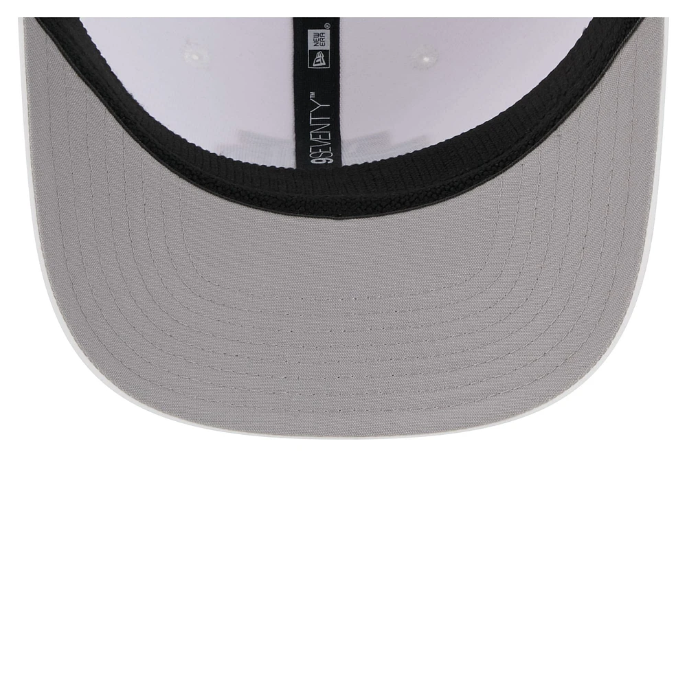 Men's New Era White Notre Dame Fighting Irish Perform Vault 9SEVENTY Stretch-Snap Hat