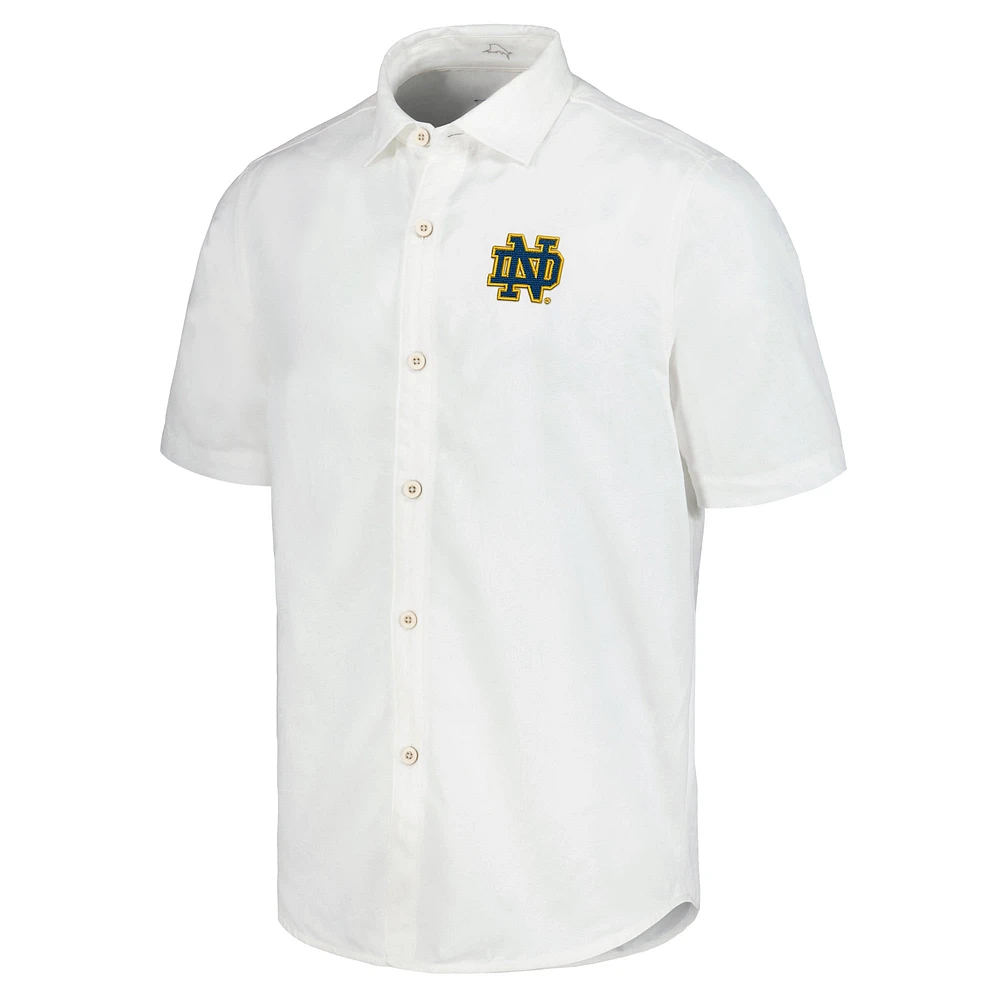 Chemise boutonnée Tommy Bahama blanche Notre Dame Fighting Irish Coconut Point Palm Vista IslandZone Camp pour hommes