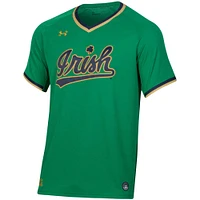 Under Armour Notre Dame Fighting Irish Softball Maillot à encolure en V pour homme vert