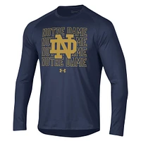 Under Armour Notre Dame Fighting Irish 2023 Sideline Tech Raglan T-shirt à manches longues pour homme Bleu marine