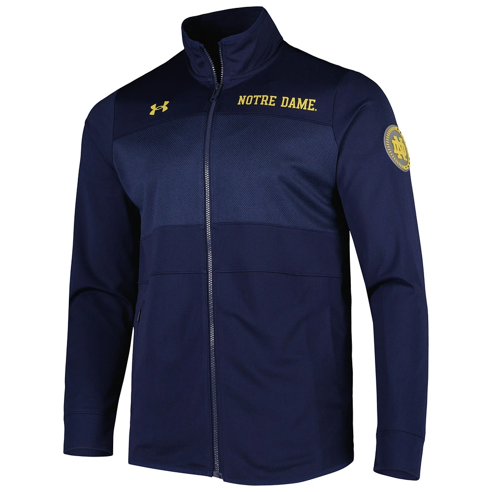 Under Armour - Notre Dame Fighting Irish Knit Veste d'échauffement entièrement zippée pour homme Bleu marine