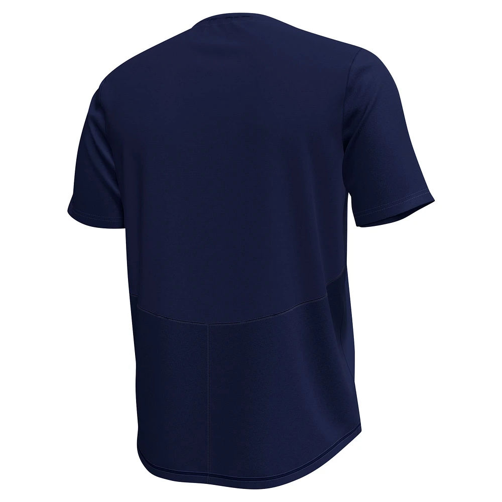 T-shirt Under Armour bleu marine pour homme avec logo Notre Dame Fighting Irish Sideline Knockout