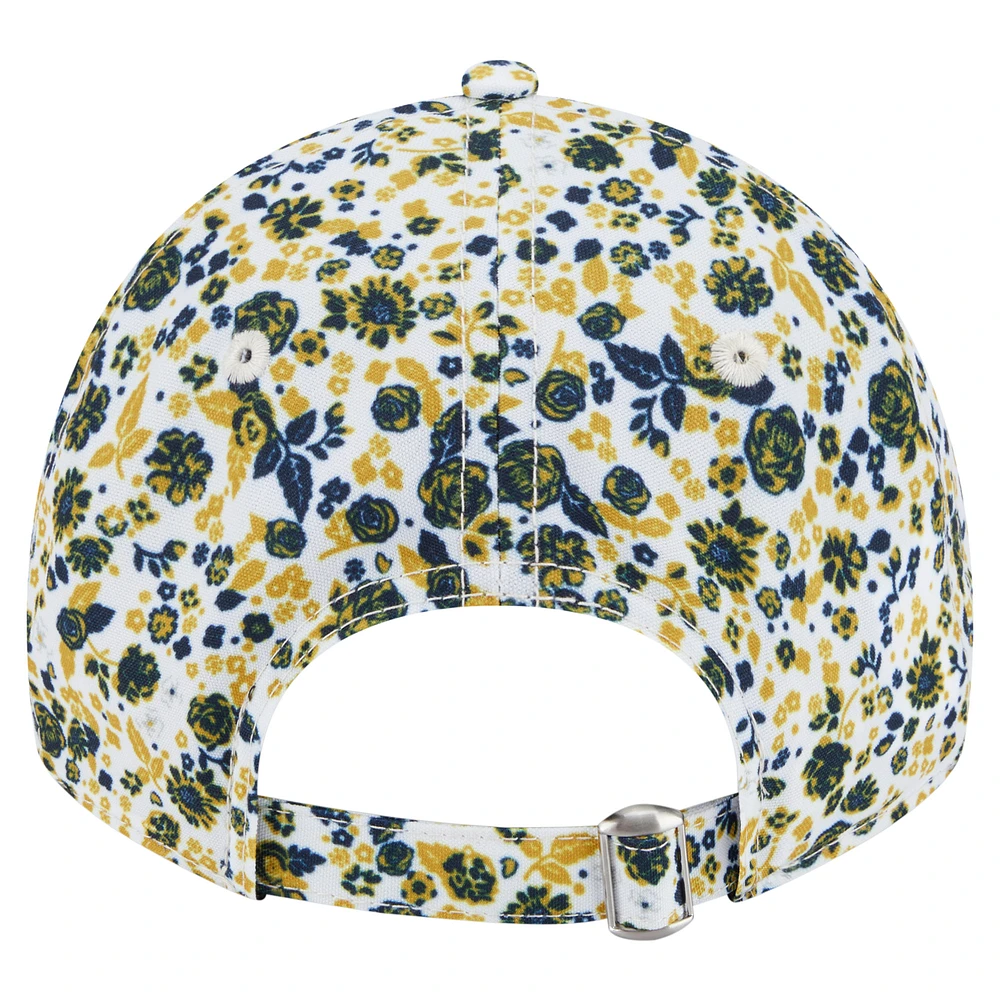 Casquette ajustable New Era blanche Notre Dame Fighting Irish Blooming 9TWENTY pour femme