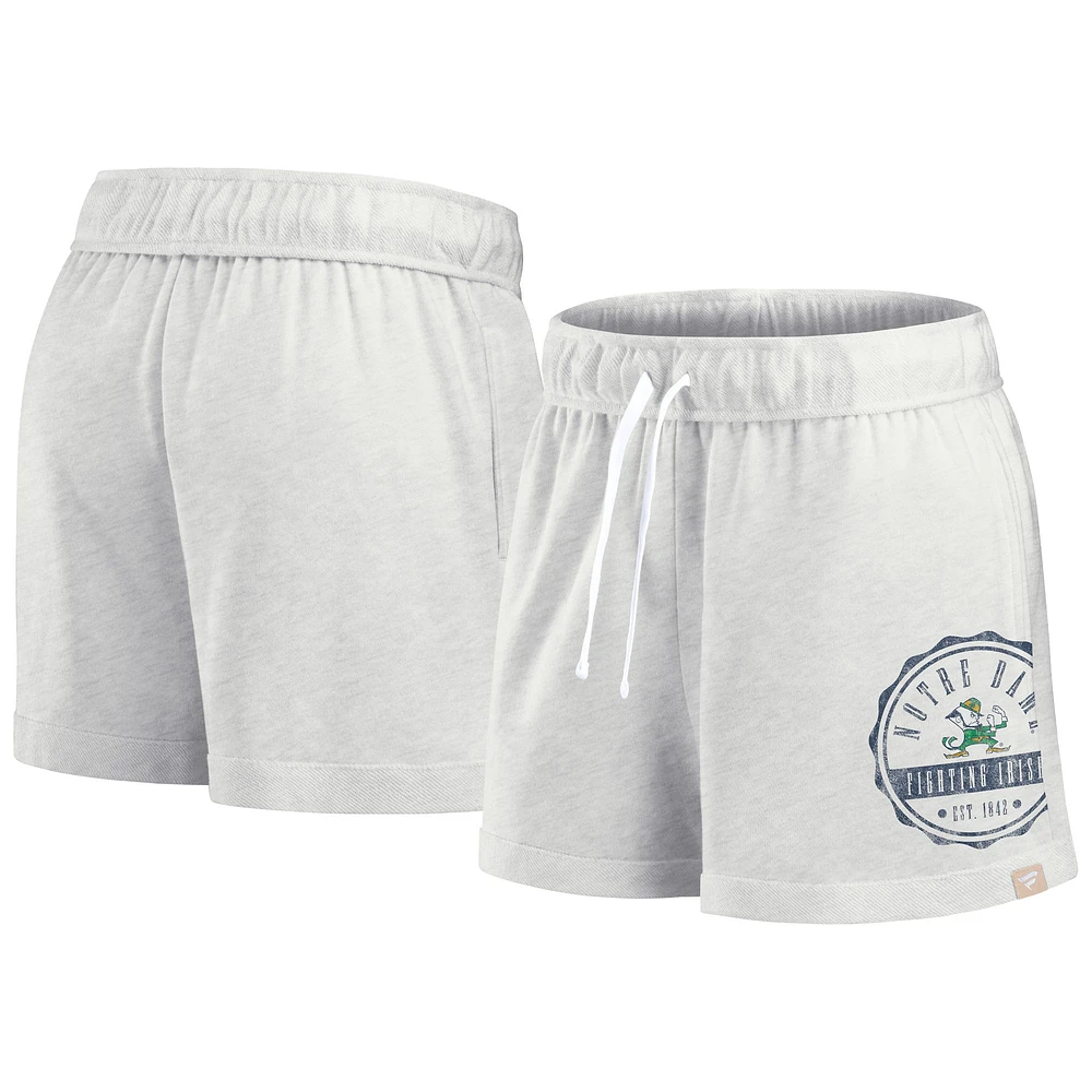 Short avec badge de victoire des Fighting Irish Notre Dame Fanatics Oatmeal pour femmes