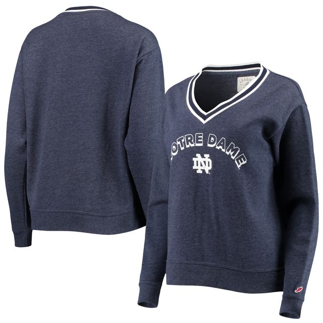 Women's League Collegiate Wear Heathered Navy Notre Dame Fighting Irish Victory Springs Sweat-shirt à encolure en V