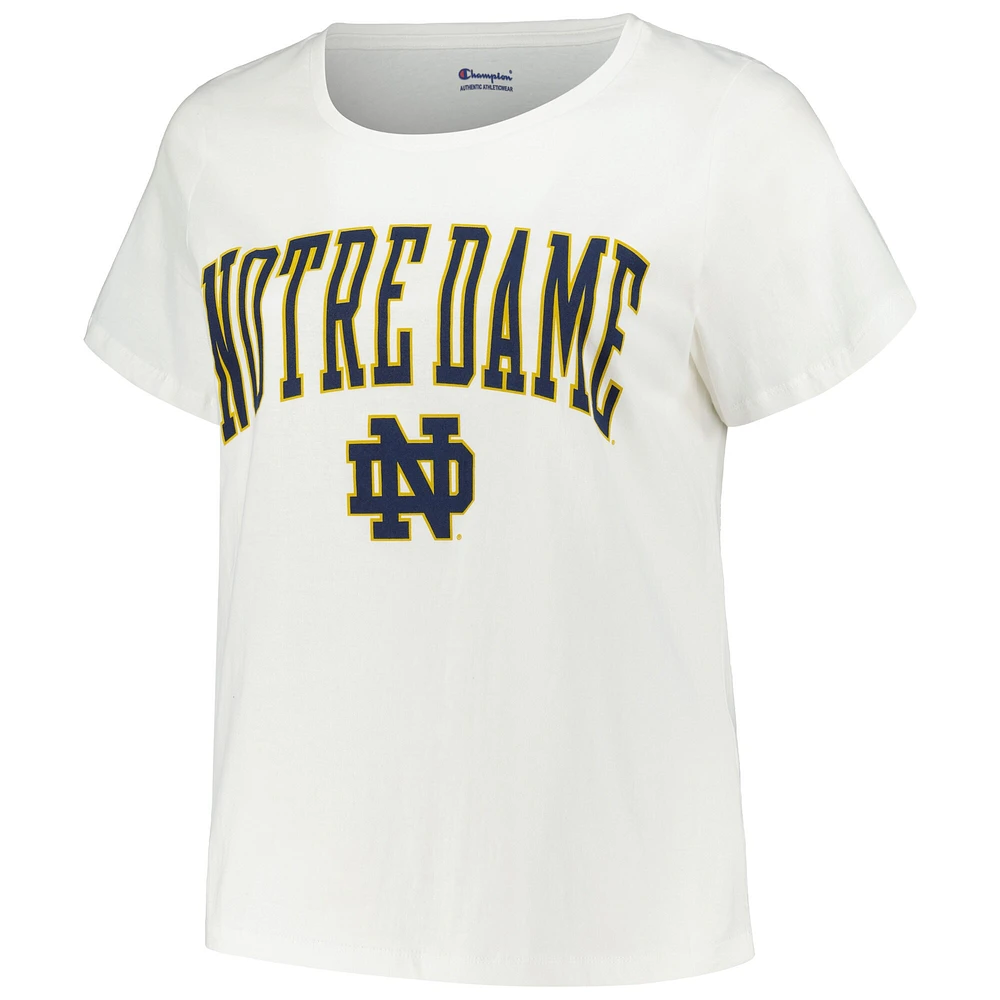 T-shirt à col rond avec logo en arc sur la poitrine et Notre Dame Fighting Irish pour femme
