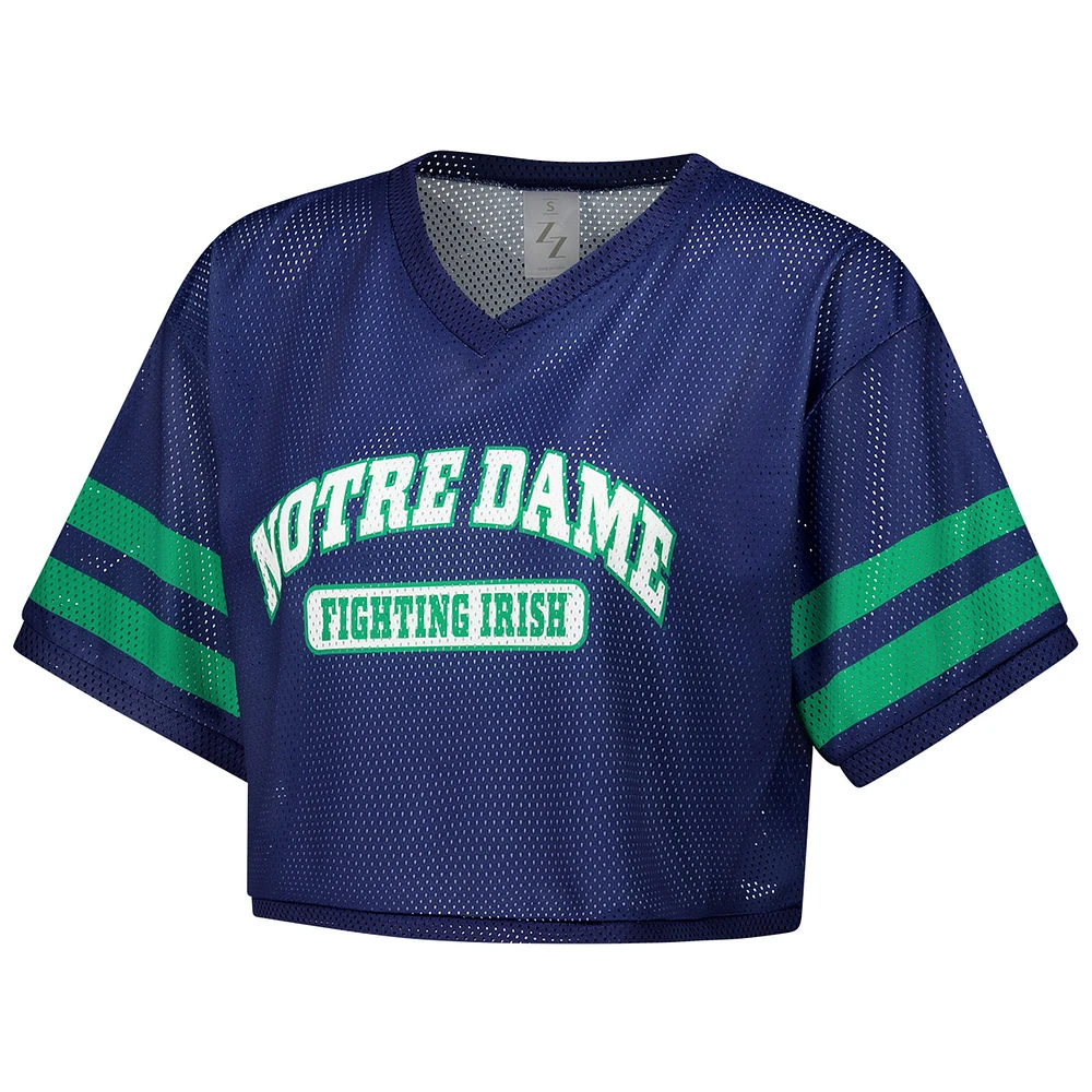 T-shirt court à col en V maille bleu marine ZooZatz pour femme avec motif Notre Dame Fighting Irish