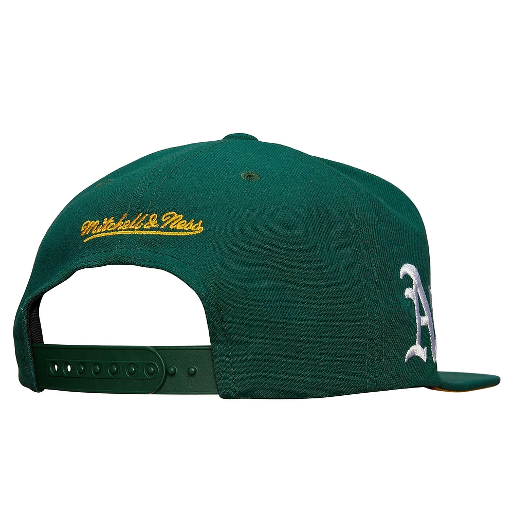 Casquette snapback verte pour homme avec logo de l'équipe des Oakland Athletics de Mitchell & Ness