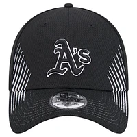 Men's New Era Black Oakland Athletics Active Dash Mark 39THIRTY Flex Hat