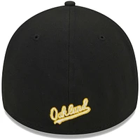 Men's New Era Black Oakland Athletics Logo 39THIRTY Flex Hat