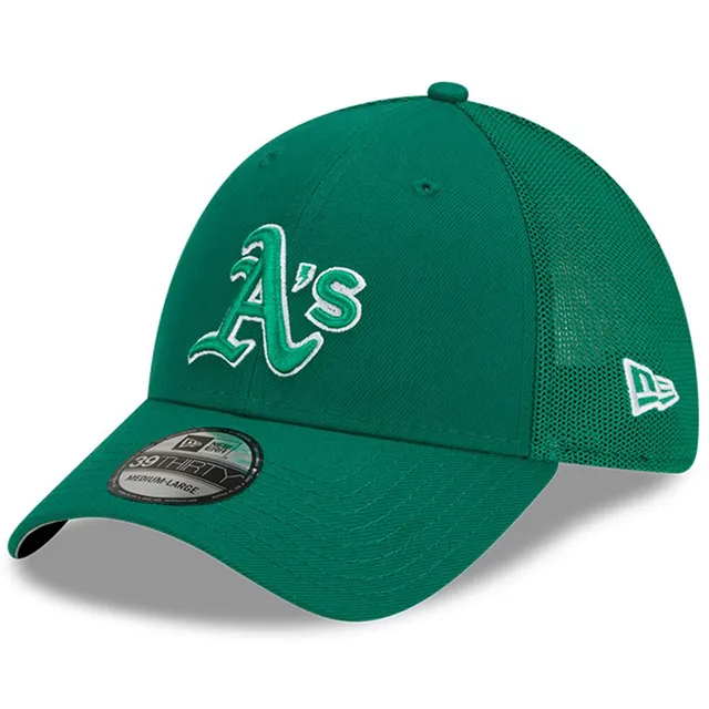 New Era Men's Kelly Green Oakland Athletics 2023 St. Patrick's Day 59FIFTY  Fitted Hat