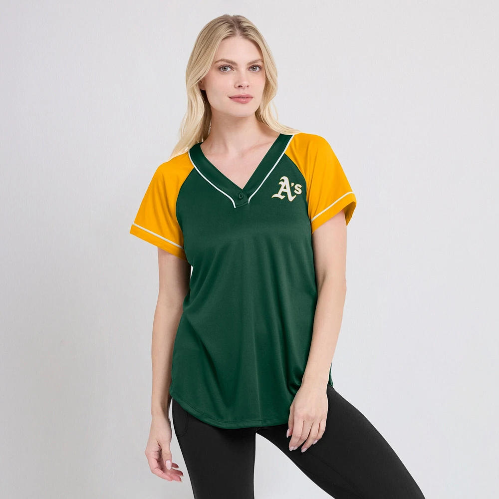 T-shirt col en V raglan Ultimate Style vert fanatiques pour femmes des Oakland Athletics