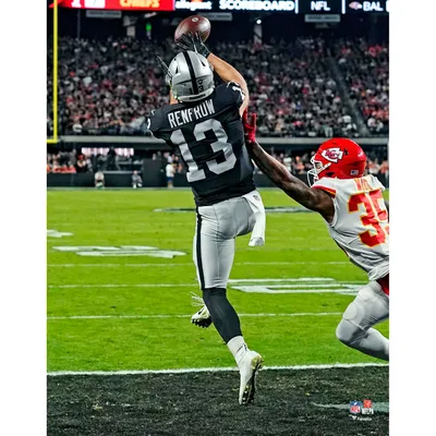 Lids Josh Jacobs Las Vegas Raiders Fanatics Authentic Unsigned White  Vertical Running Photograph