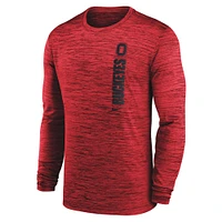 T-shirt à manches longues Nike Scarlet Ohio State Buckeyes Sideline Velocity Performance pour homme