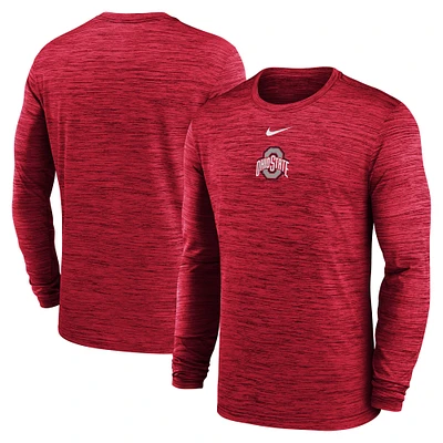 T-shirt Nike Scarlet Ohio State Buckeyes 2025 Sideline Velocity Performance à manches longues pour homme