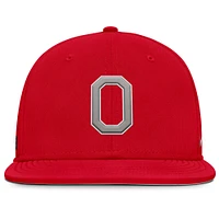 Casquette ajustée True Performance On-Field Dugout des Ohio State Buckeyes de Nike Scarlet pour homme