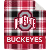 Couverture en peluche Sherpa en flanelle à carreaux Pegasus Ohio State Buckeyes 50" x 60"