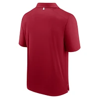 Polo Fundamental Defender pour homme Fanatics Crimson Oklahoma Sooners